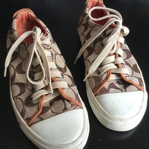 coach size 7 brown and tan kicks…in good condition!!